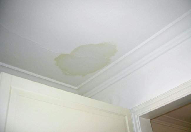 Find Top 10 Effective Ways to Repair Water Damaged Ceilings