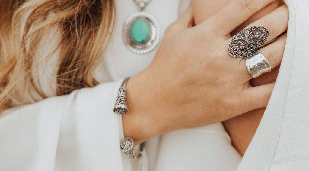 How To Buy Silver Jewelry: All You Need to Know