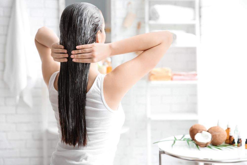 5 Ways You Can Give Yourself a Hair Spa At Home