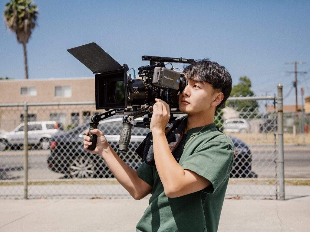 Yifu operating camera on set, Photo credit- Siqiao Dong