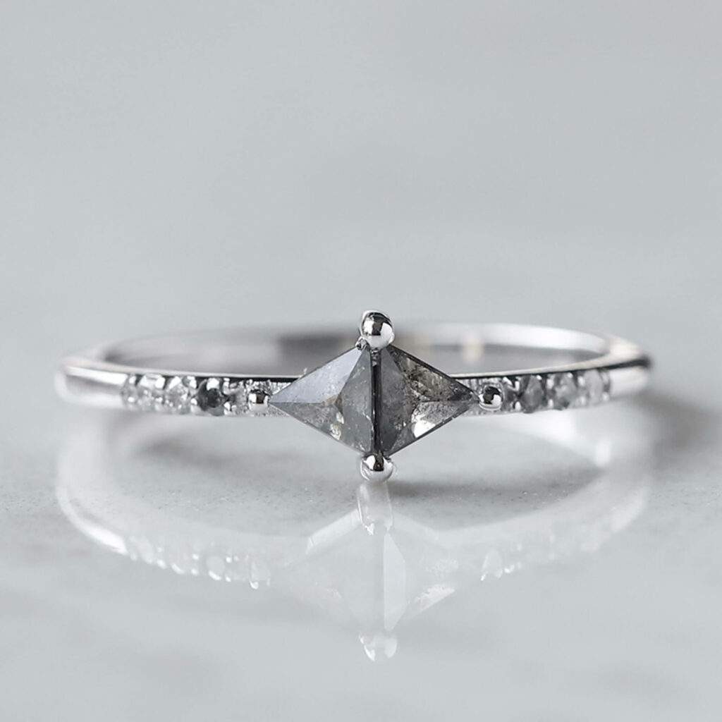 minimalist bride ring